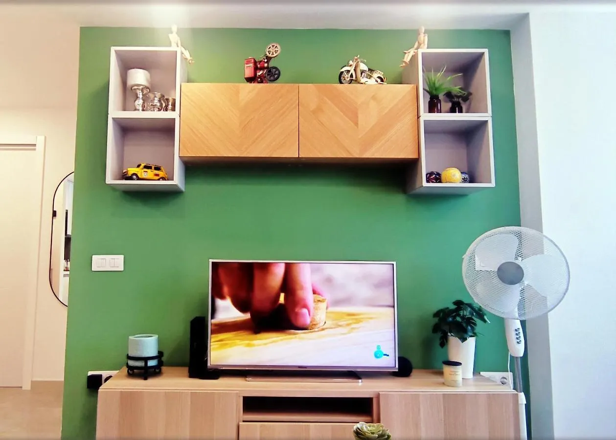 Апартаменты Beautiful Central Apartment, Recently Renovated. Санта-Крус-де-Тенерифе