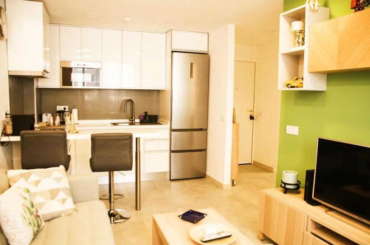 Beautiful Central Apartment, Recently Renovated. Санта-Крус-де-Тенерифе 0*,  Испания